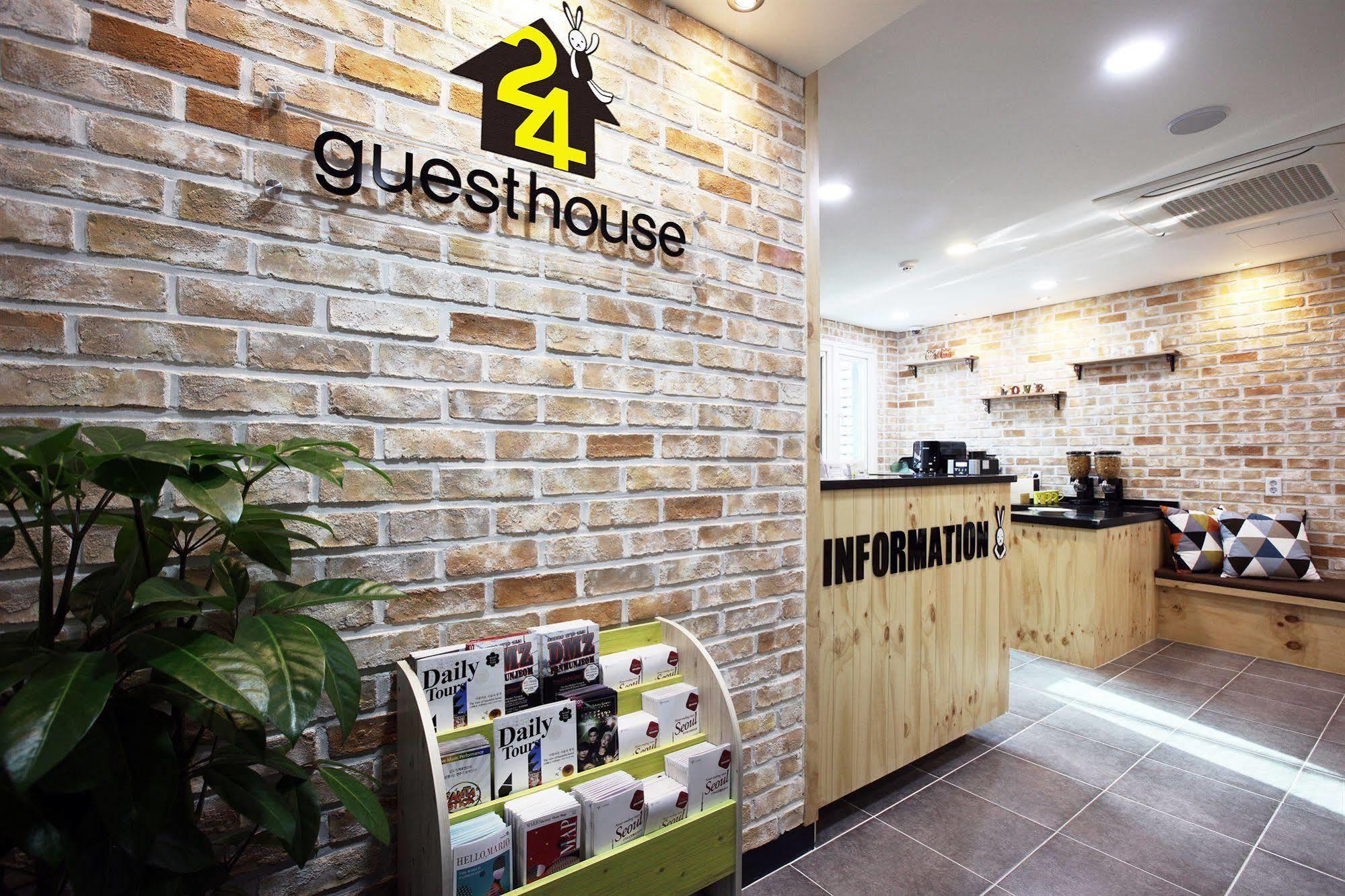 24 Guesthouse Myeongdong Avenue Сеул Экстерьер фото